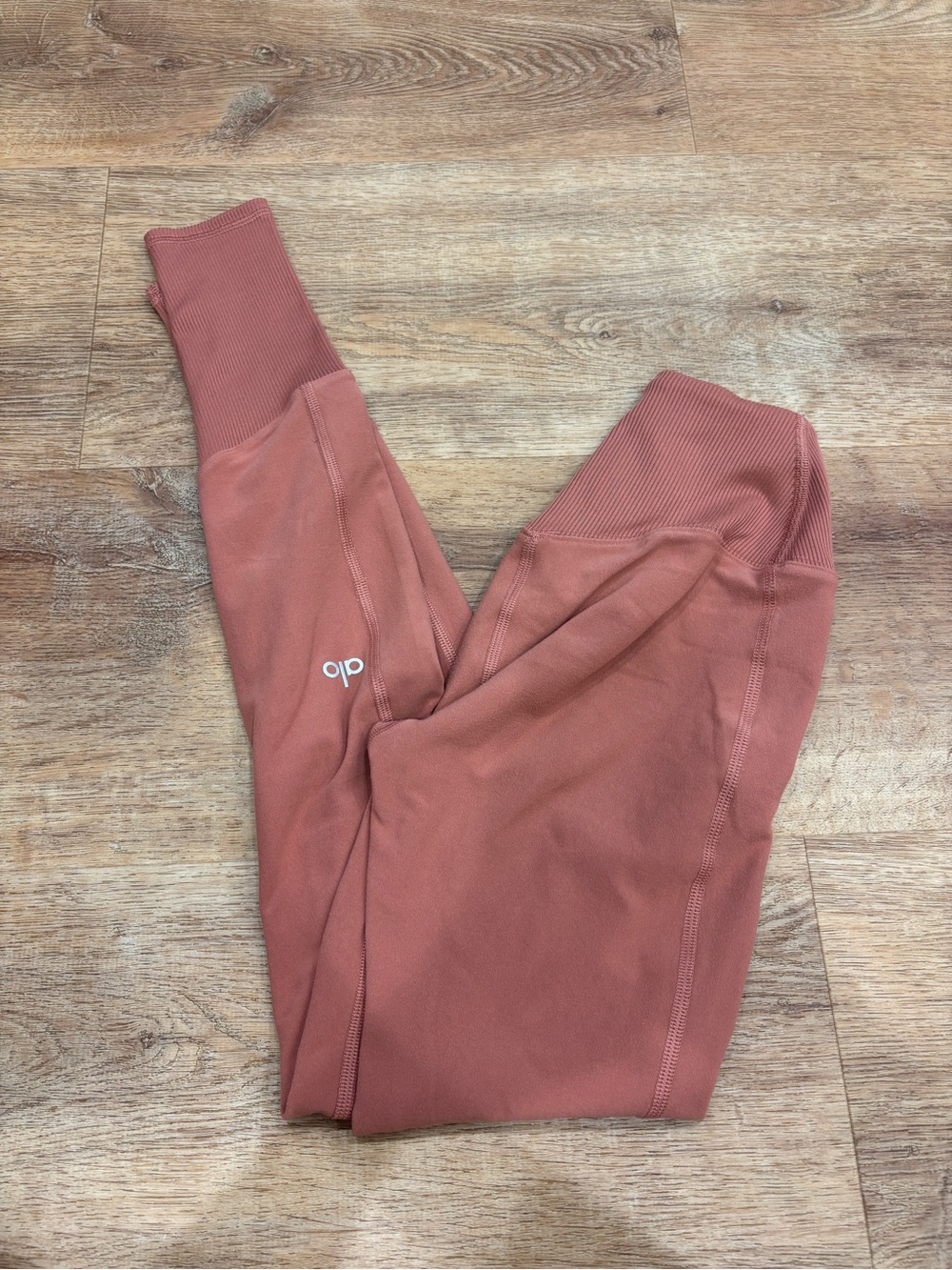 ALO Yoga Ribbed High-Waist Leggings in Dusty Rose